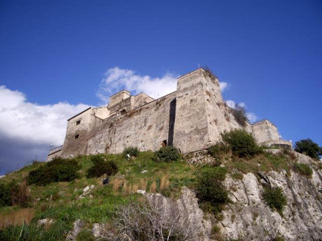 B&B Belli Di Nonna Salerno Luaran gambar